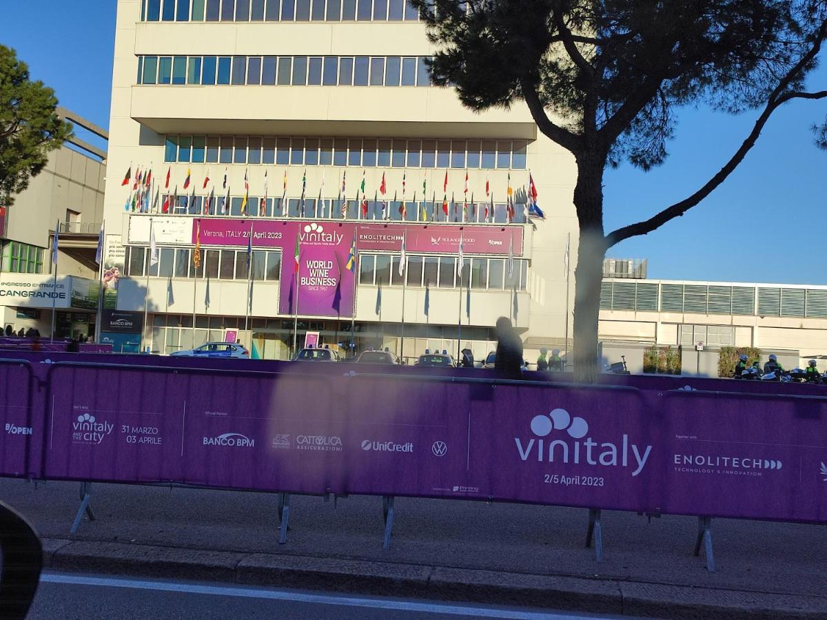 Easy Stay Verona Rooms Dış mekan fotoğraf